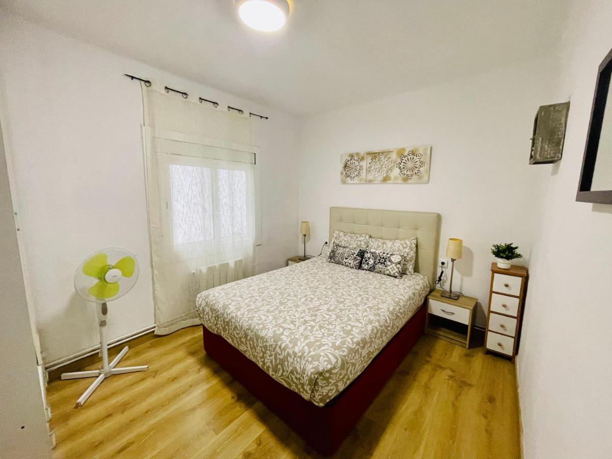Beach Apartment Barca 6 سان أدريان دي بيزوس المظهر الخارجي الصورة